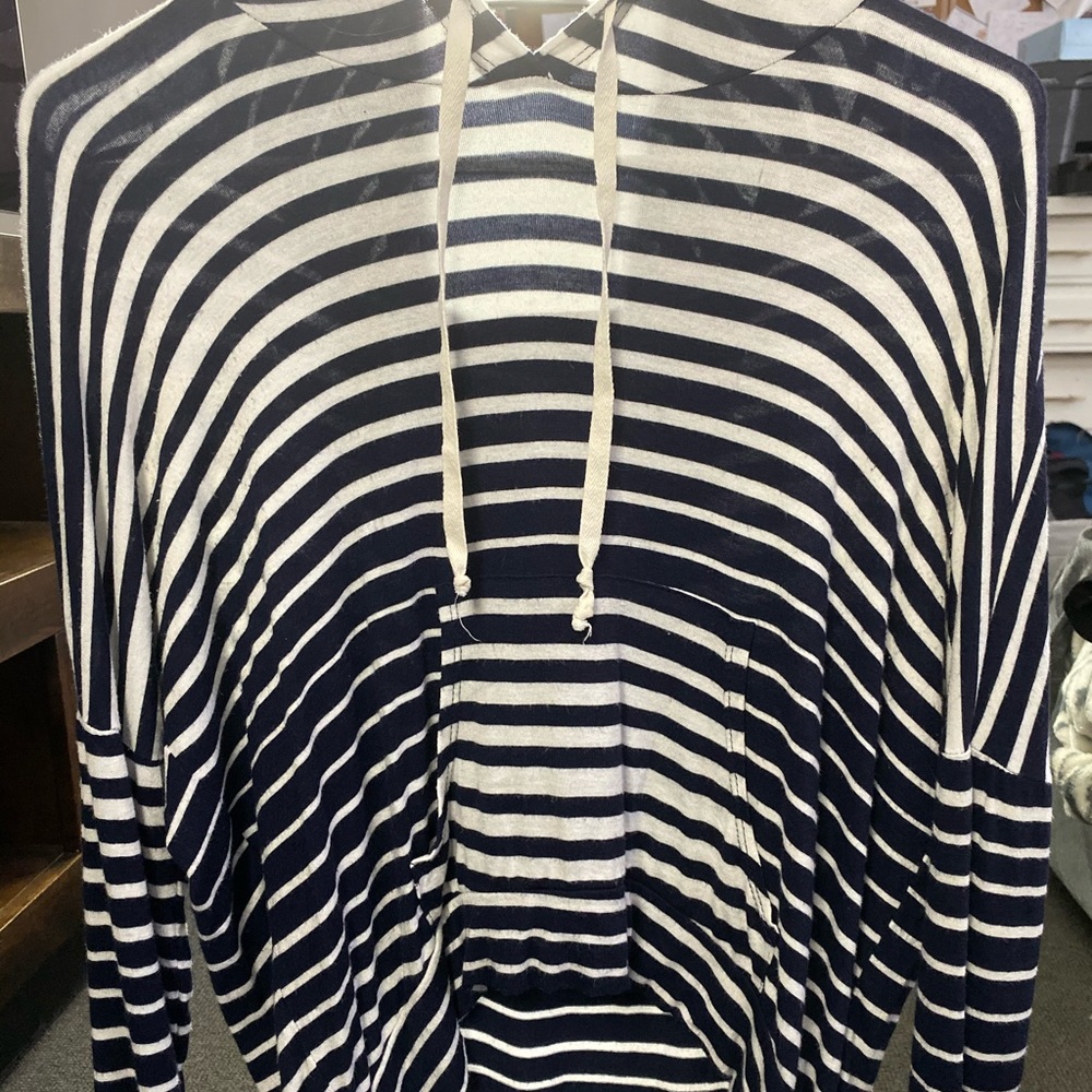 thin pull over drawstring sweatshirt